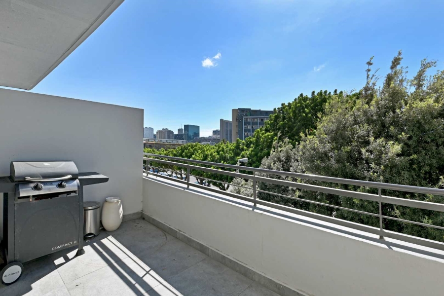 2 Bedroom Property for Sale in Zonnebloem Western Cape
